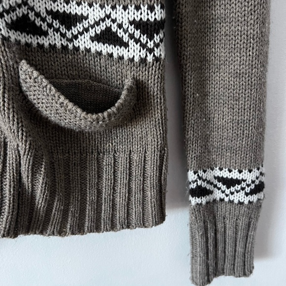 Cozy Hooded Knit Cardigan - Picture 4 of 11